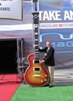 Gibson Guitar Left